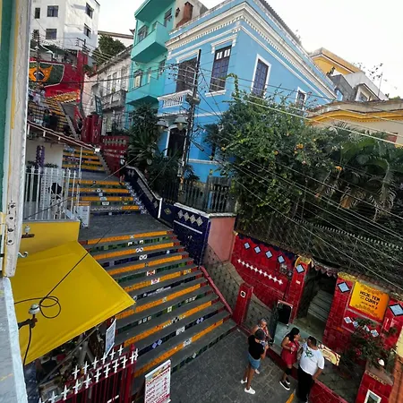 Casa Na Escada Selaron Hotel
